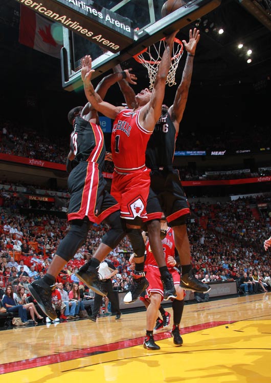 爱游戏APP-关于公牛险胜热火，巴图姆爆发神勇的信息