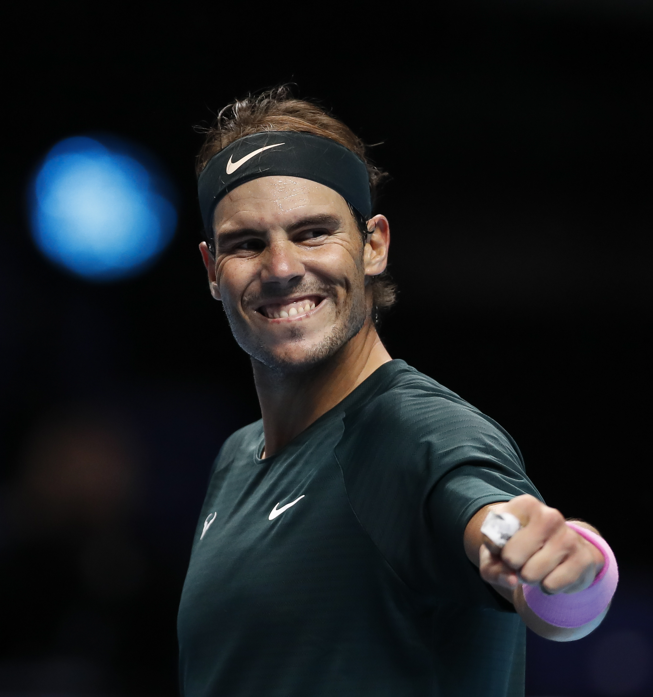 戴维斯杯险胜ATP总决赛，纳达尔统治全场