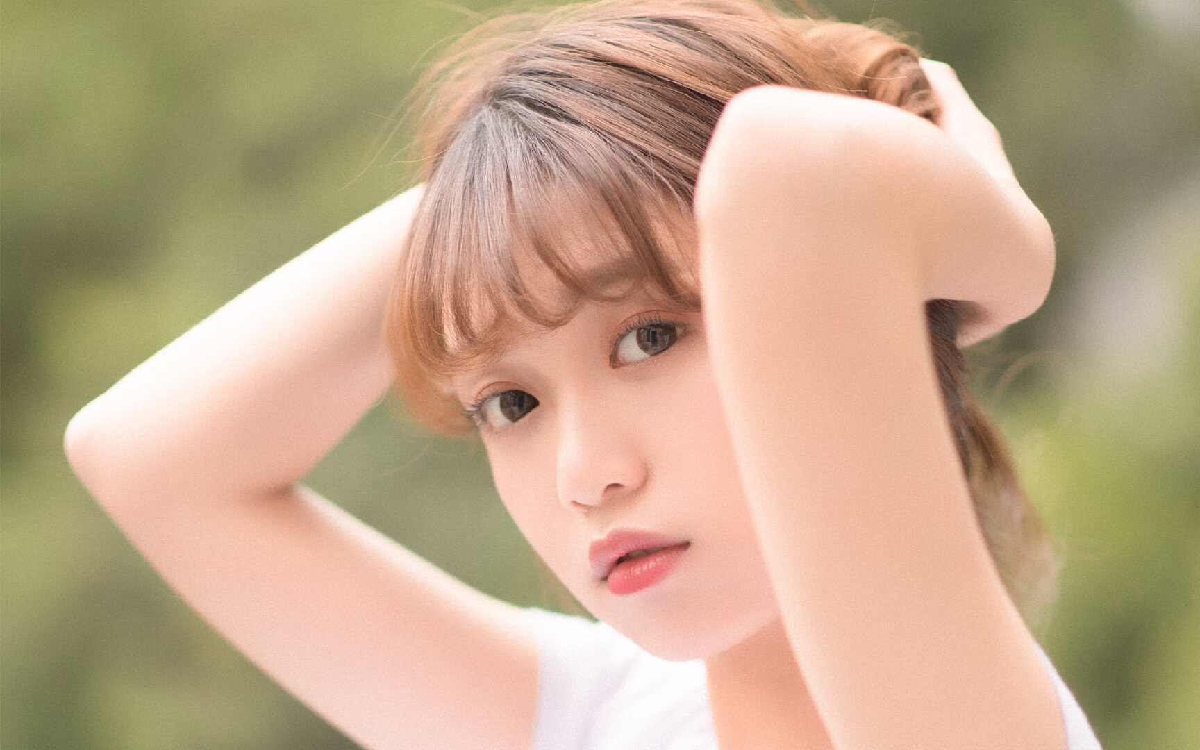 爱游戏官方-欧冠淘汰赛之夜，霍勒迪，在寂静中坐上王座