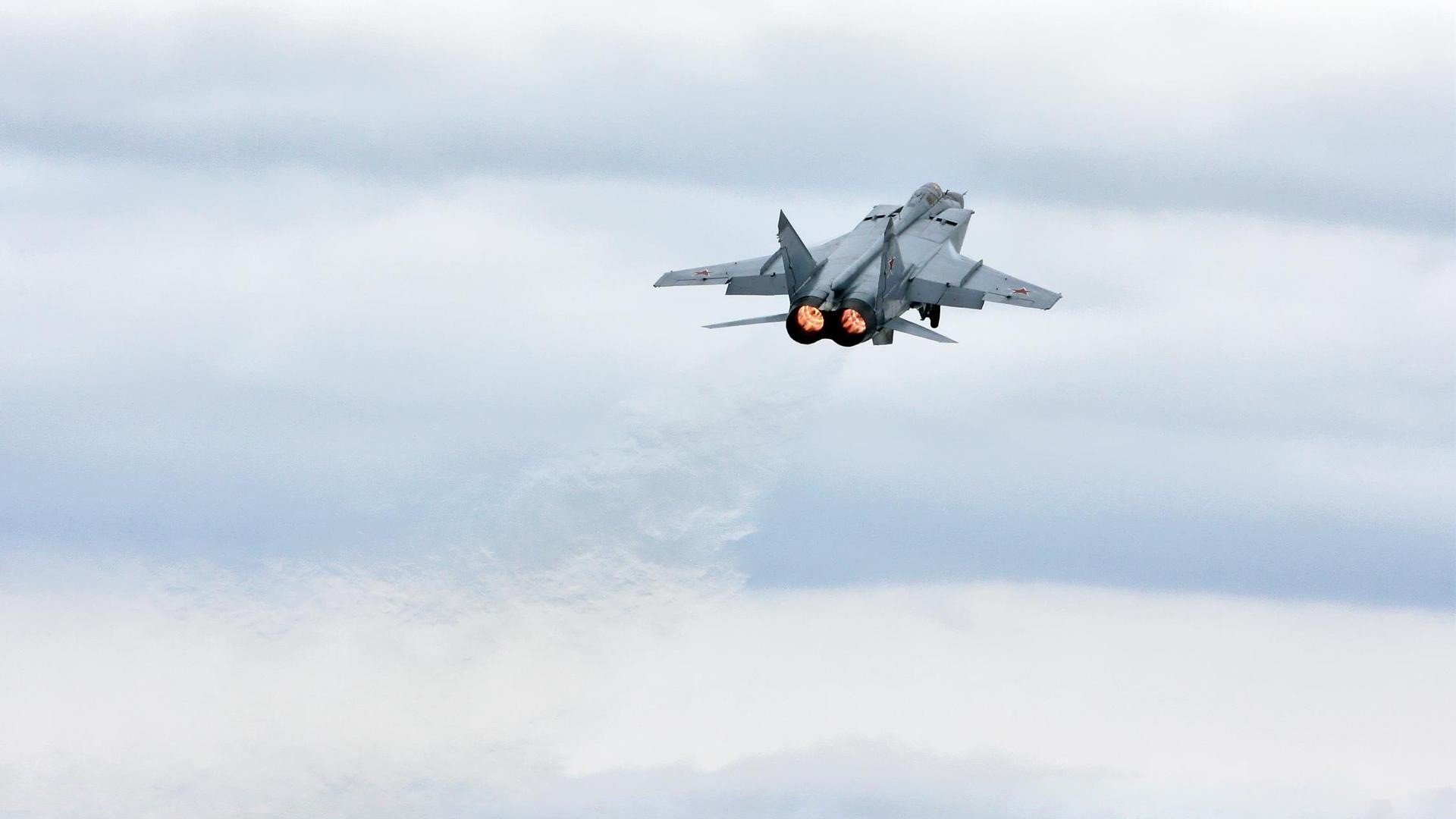 绿茵交响曲,当基耶萨的指挥棒点燃西班牙斗牛士之舞