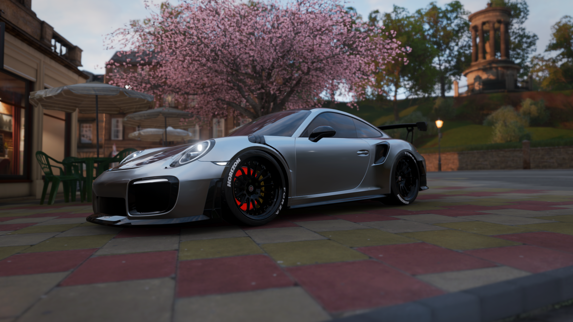 新旧王者的交替，从库尔图瓦到西班牙，门将如何定义现代足球