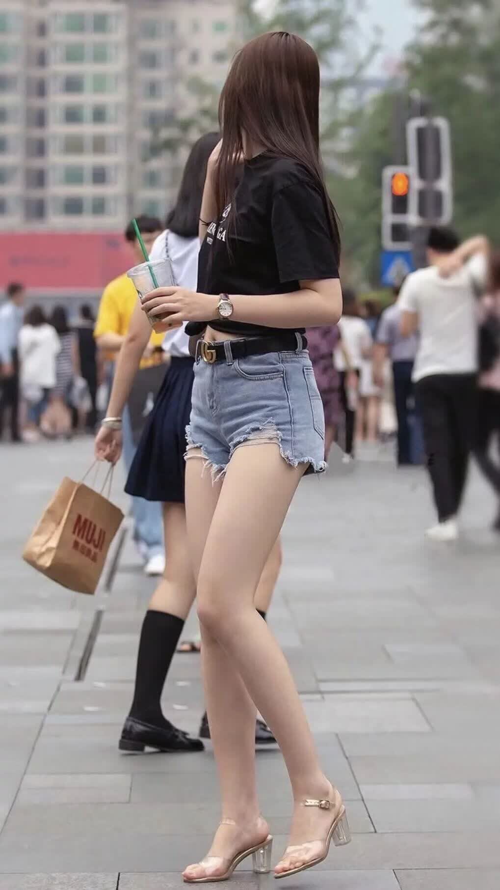 血性与天赋的碰撞,2026世界杯B组之夜,伊朗的铁蹄与佩德里的孤光